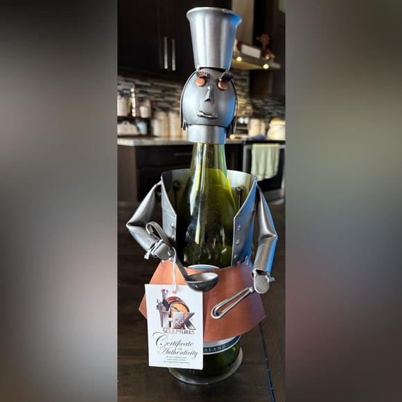 Silver and Brown Metal Wine Bottle Holder - Picture 1 of 4